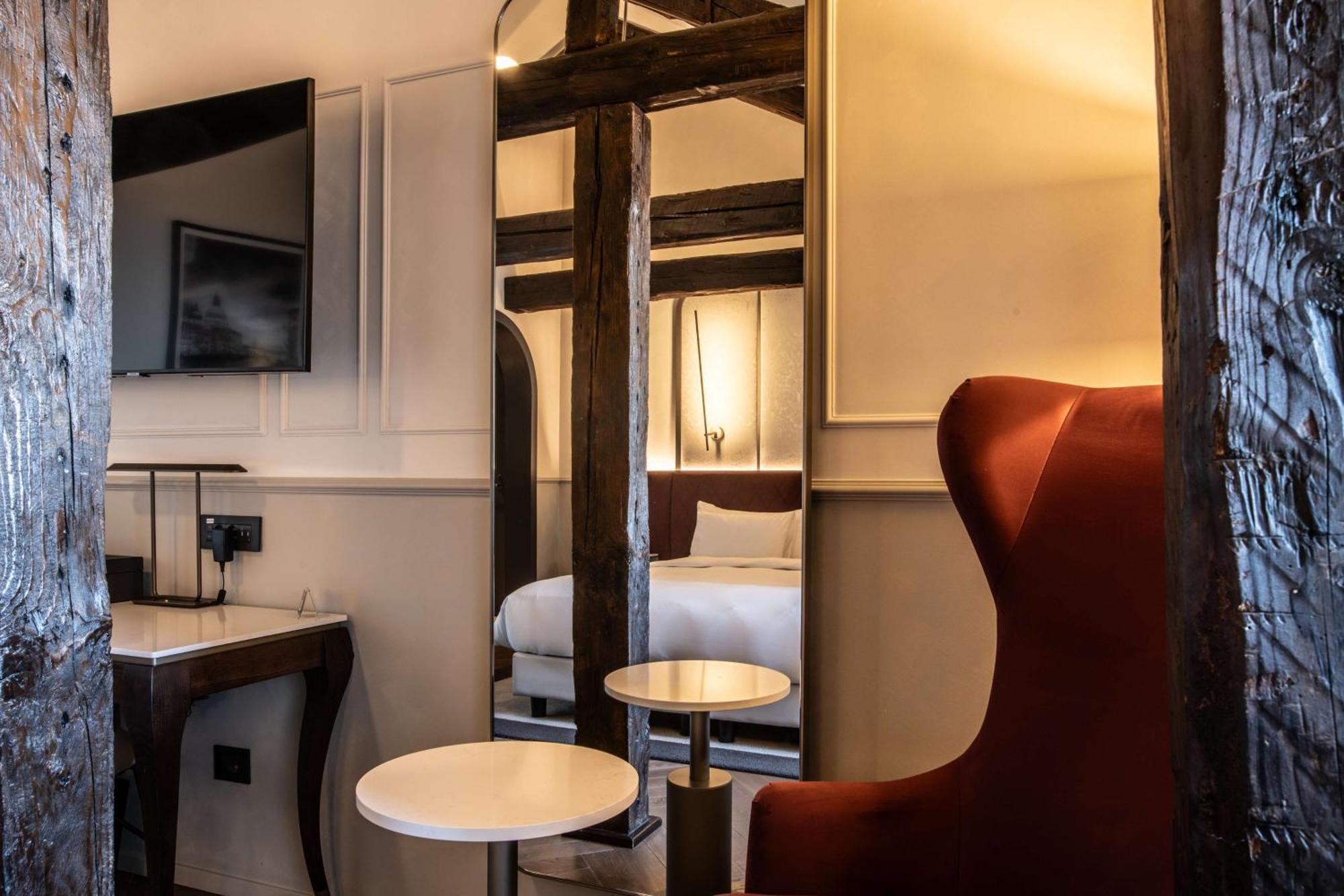 Radisson Collection Hotel, Palazzo Nani البندقية المظهر الخارجي الصورة A room at the hotel